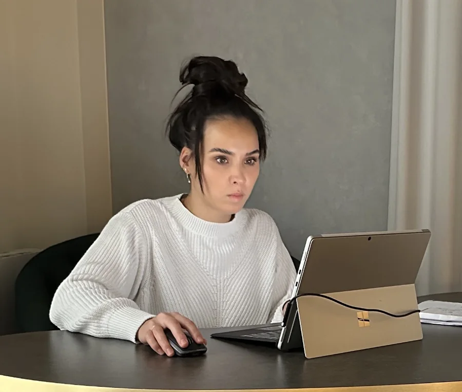 Het werk dat blijft liggen staat op geen enkele urenlijst.